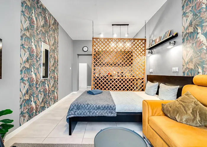 Monkey ~ 700m Main Square ~ Self Check-in 24h Lägenhet