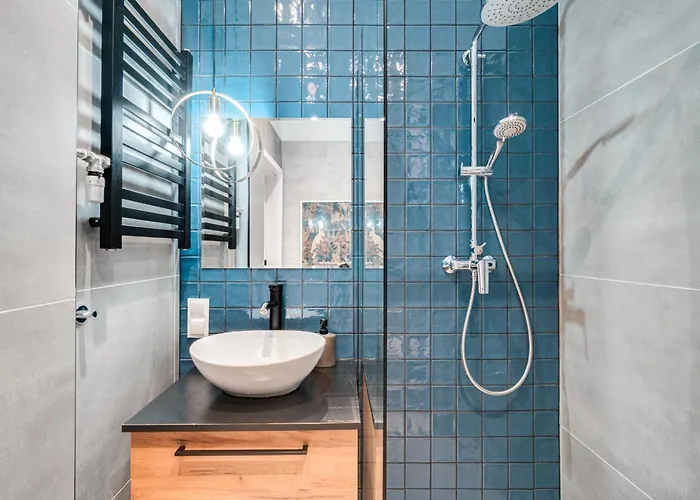 Monkey ~ 700m Main Square ~ Self Check-in 24h *